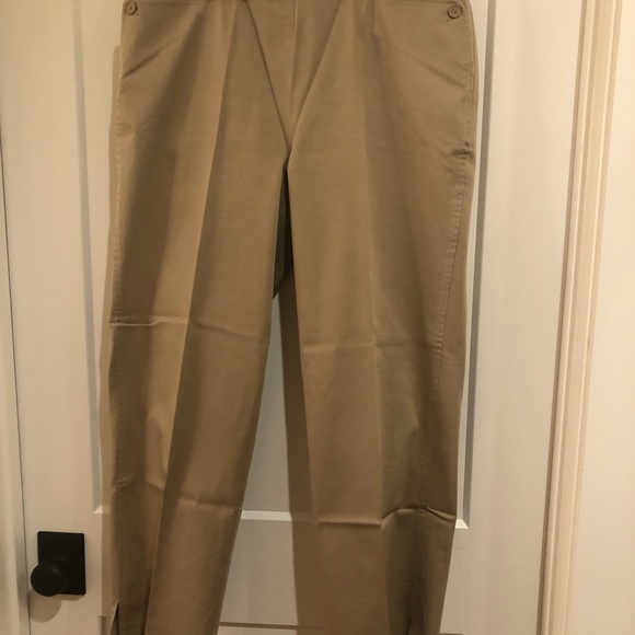 Pants - Picture 2 of 8